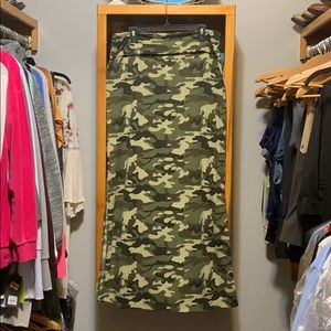 EUC No Boundaries Maxi Camo Skirt